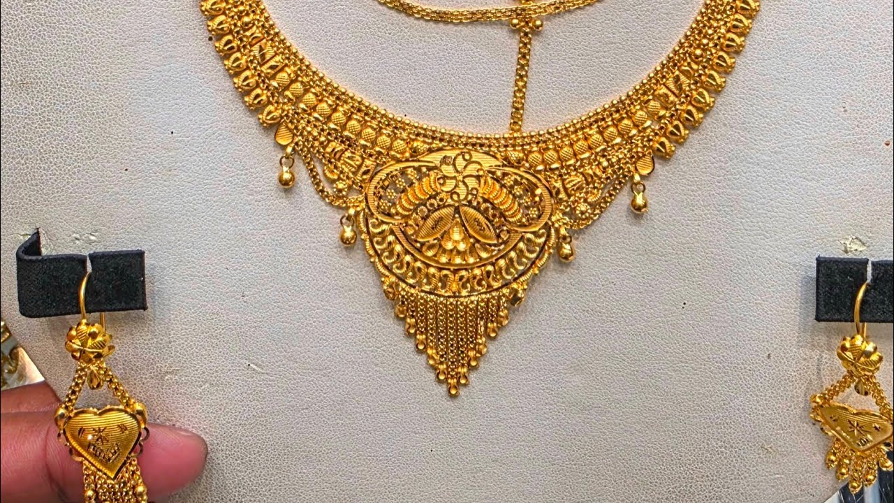 অসাধারণ একটি বিয়ের নেকলেস সেট এবং জেনেনিন আজকের ২২ ক্যারেটের স্বর্ণের দাম। ২/১২/২৫ #kuwaitcity 