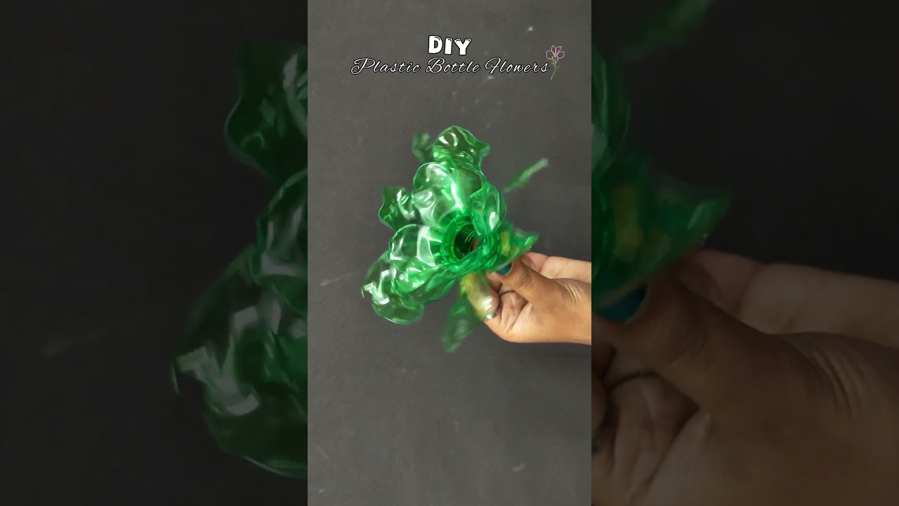 Beautiful Flower Making With Waste Plastic Bottle #shorts #youtubeshorts #flowers #viralshort