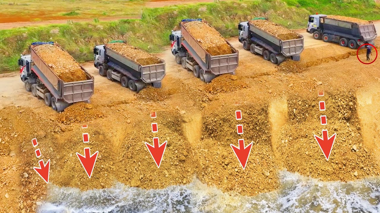Big Oh Land Slide !! New Amazing Land Transport Combination With Bulldozer KOMATSU & Dump Truck 25T