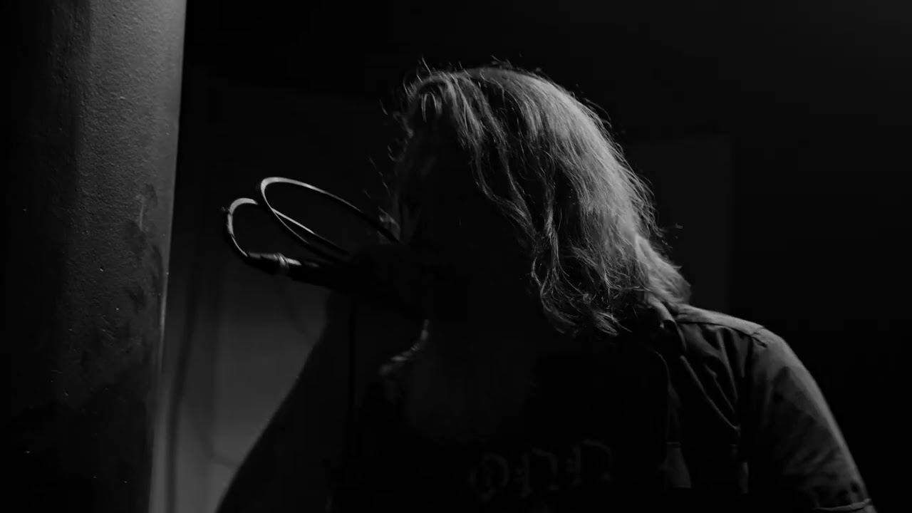 2 Wolves - Man Of Thousand Faces (Official Music Video)