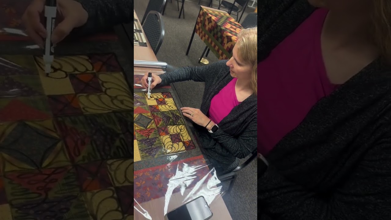 @kristinas_quilting shows how to plan your quilting path using the clear Quilter’s Preview Paper!
