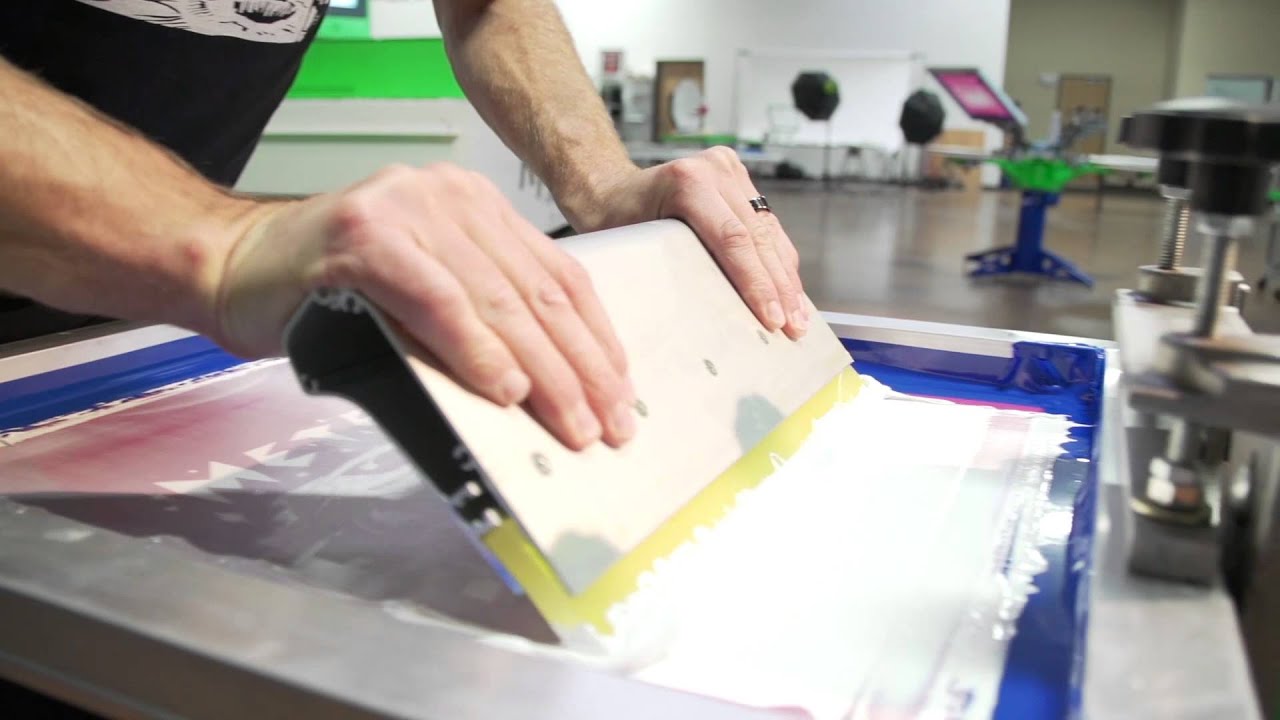 Green Galaxy's Meteor White Plastisol Ink for Screen Printing
