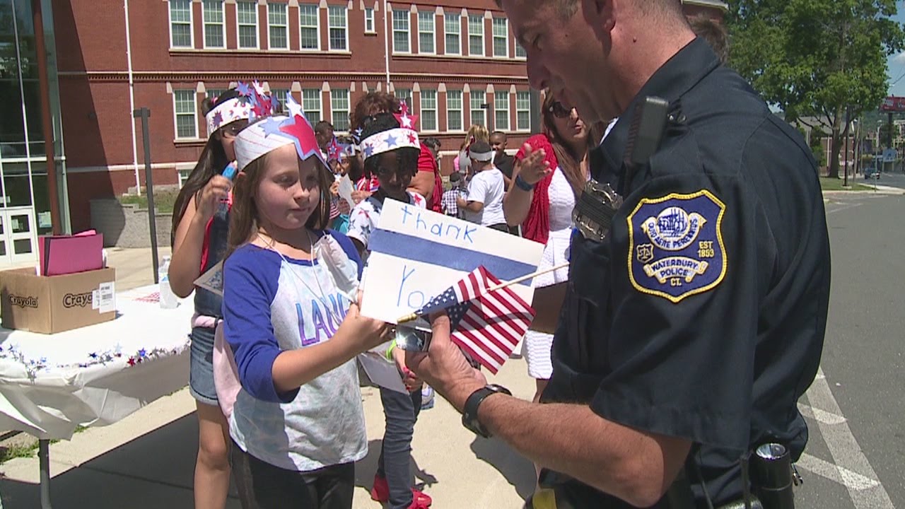 Cops at Waterbury school, for cold treats