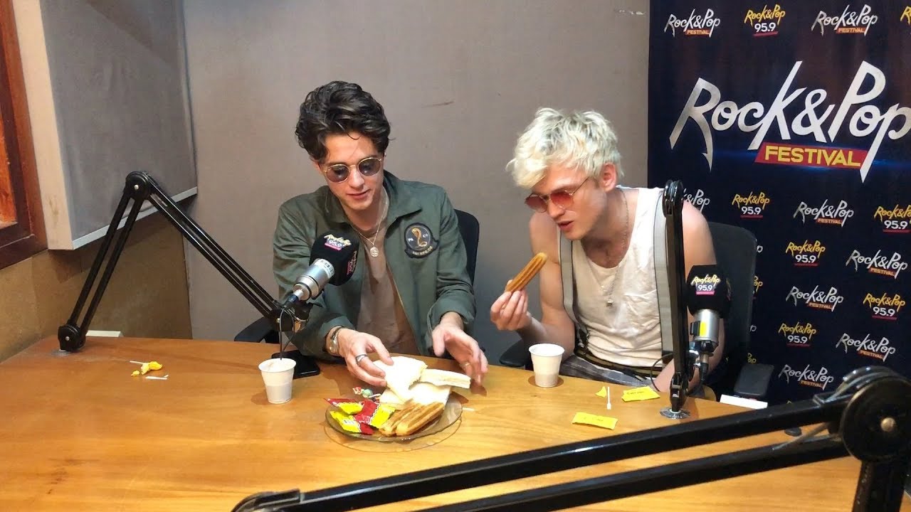 The Vamps prueba comida Argentina
