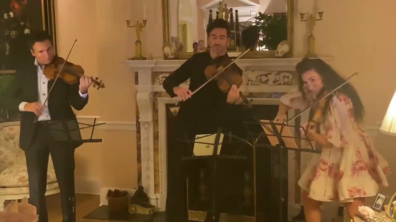 Yankee Doodle like you've never heard it. The Carpenter Trio astounds!