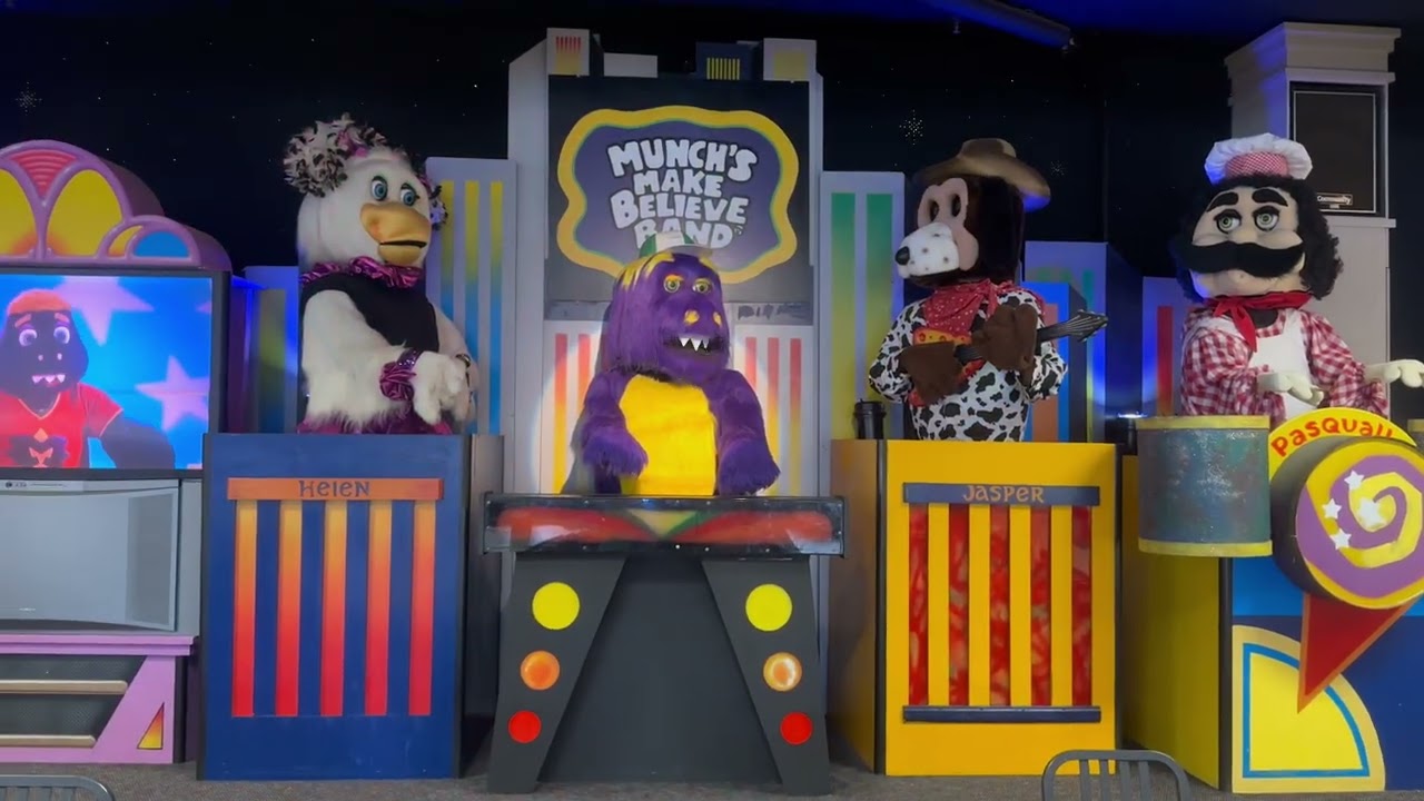 (Filmed right before 2.0) “Baliando + Chuck E’s Middle Name”- Chuck E. Cheese West Hills, CA