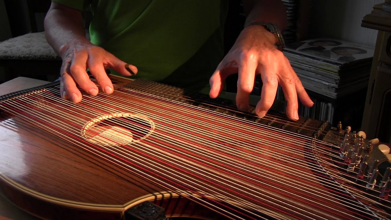 RIESENGEBIRGLERS HEIMATLIED (V. Hampel) Klaus Waldburg * Konzert-Zither
