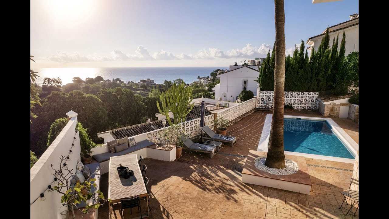 Drömhus med enastående havsutsikt i härliga Torremuelle - Costa del Sol