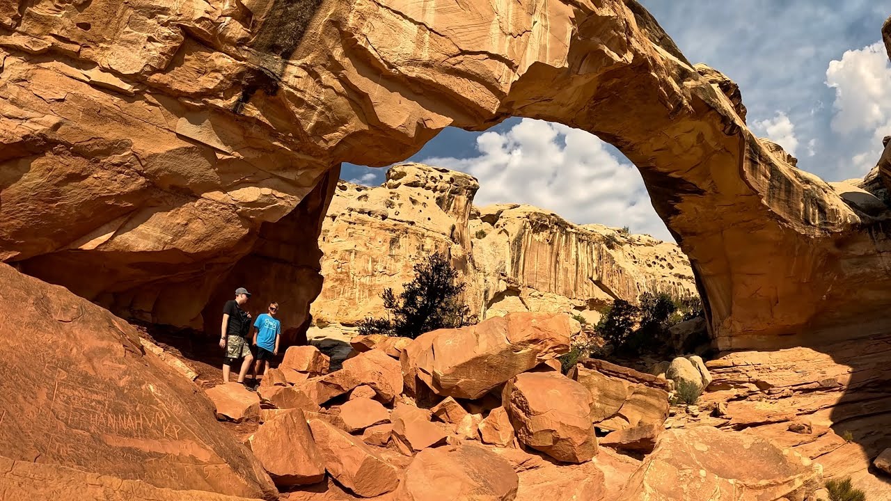 Capitol reef National Park,Utah! Hickman Bridge Trail, Petroglyphs & Fruita Historical District 2025