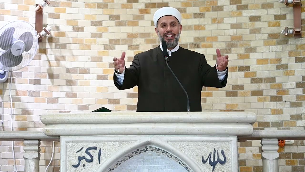 قال رسولُ اللهِ صلّى اللهُ عليهِ وسلّم: «لِكُلِّ أُمَّةٍ فِتْنَةٌ، وَفِتْنَةُ أُمَّتِي الْمَالُ.»