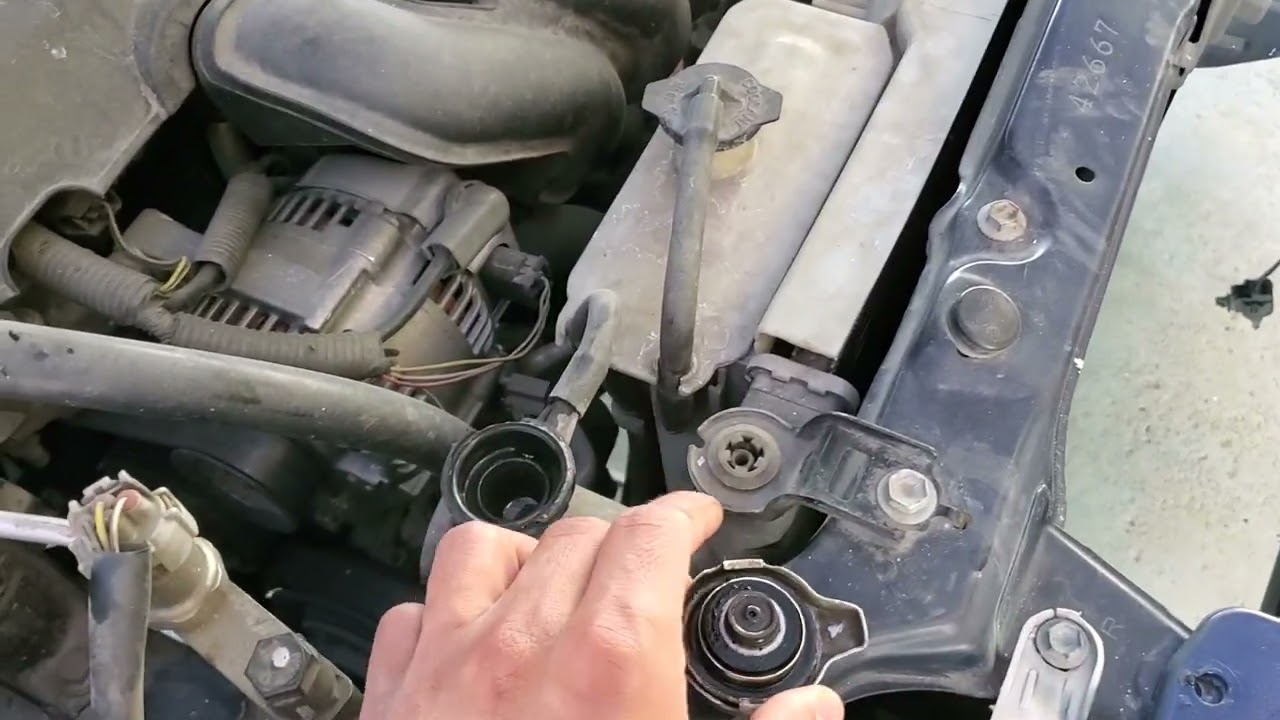 como saber si se esta pegando el termostato de mi coche