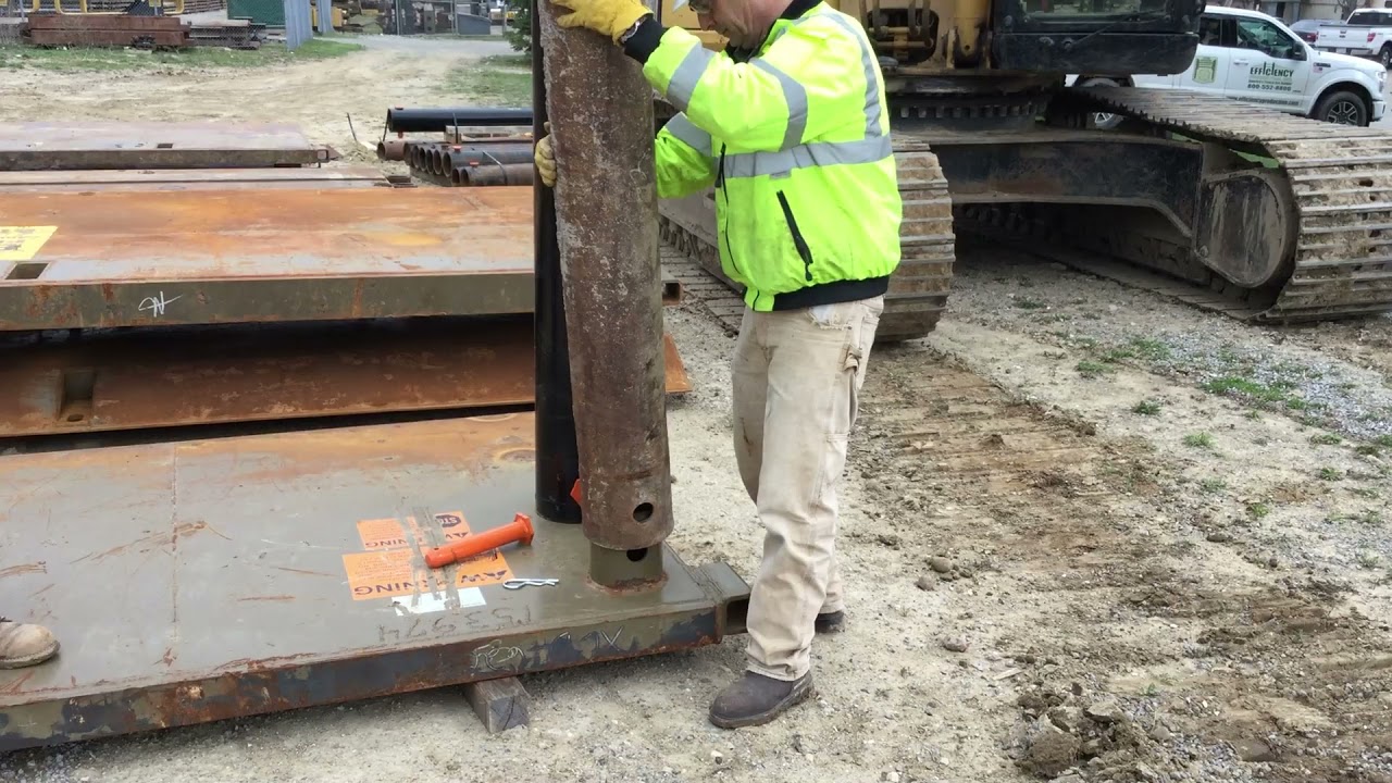 Assembly - Steel Trench Shield with 6' Spreaders