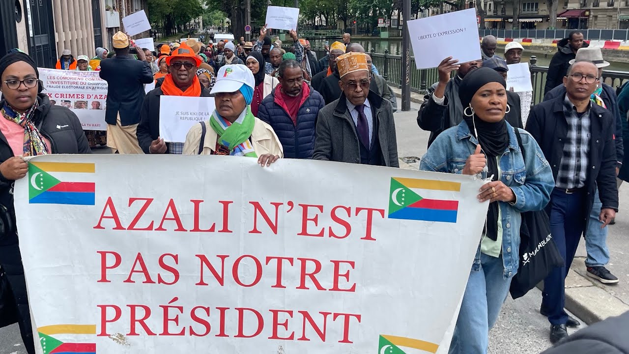 Manifestation à Paris contre le régime d’Azali et son clan, suivez les événements avant le 26 mai