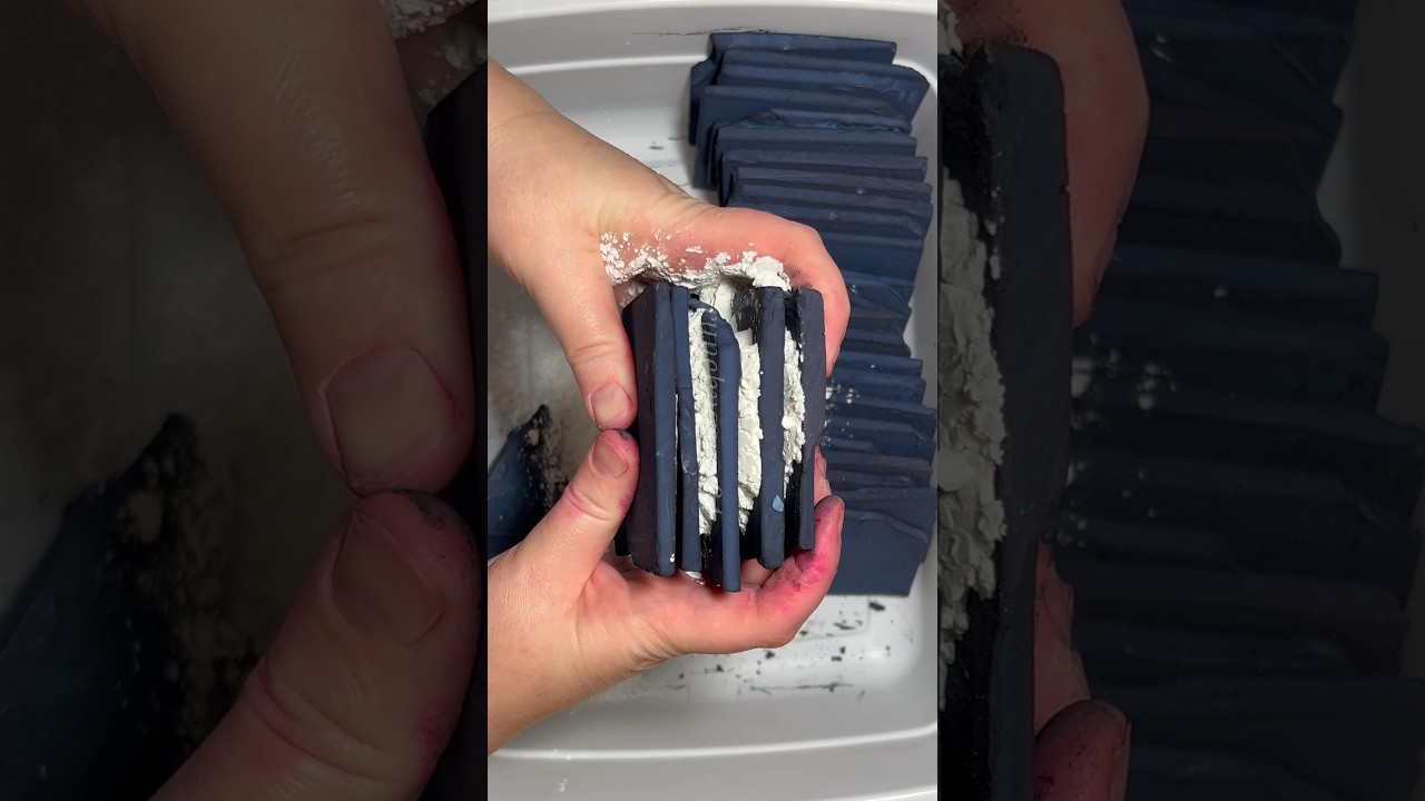 Black Dyed Chalk Thin Cornstarch Sandwiches