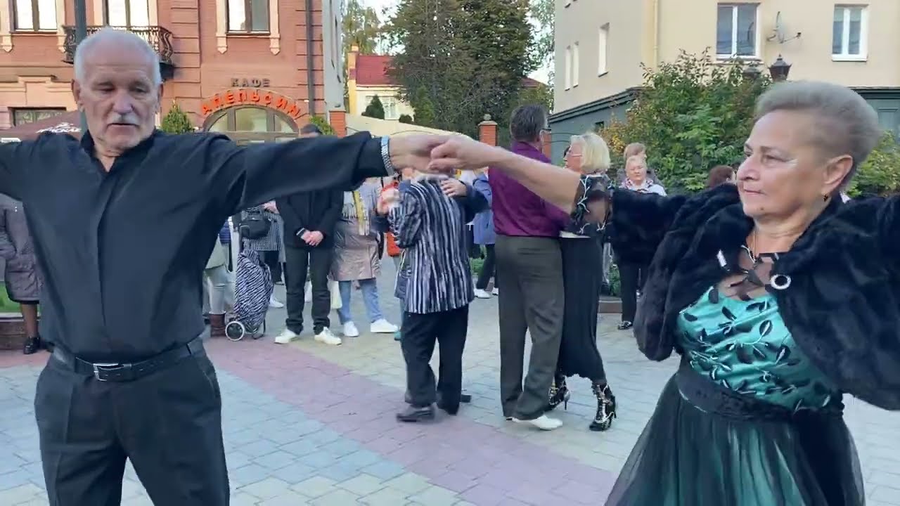Очаровательный вальс ДУНАЙСКИЕ ВОЛНЫ!