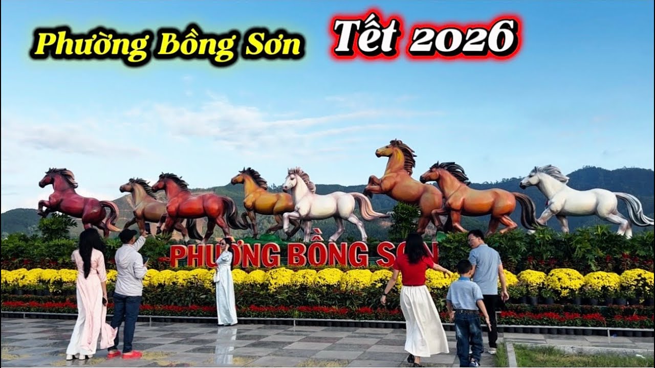 Tết 2026 -quãng trường phường Bồng Sơn đẹp hút khách 