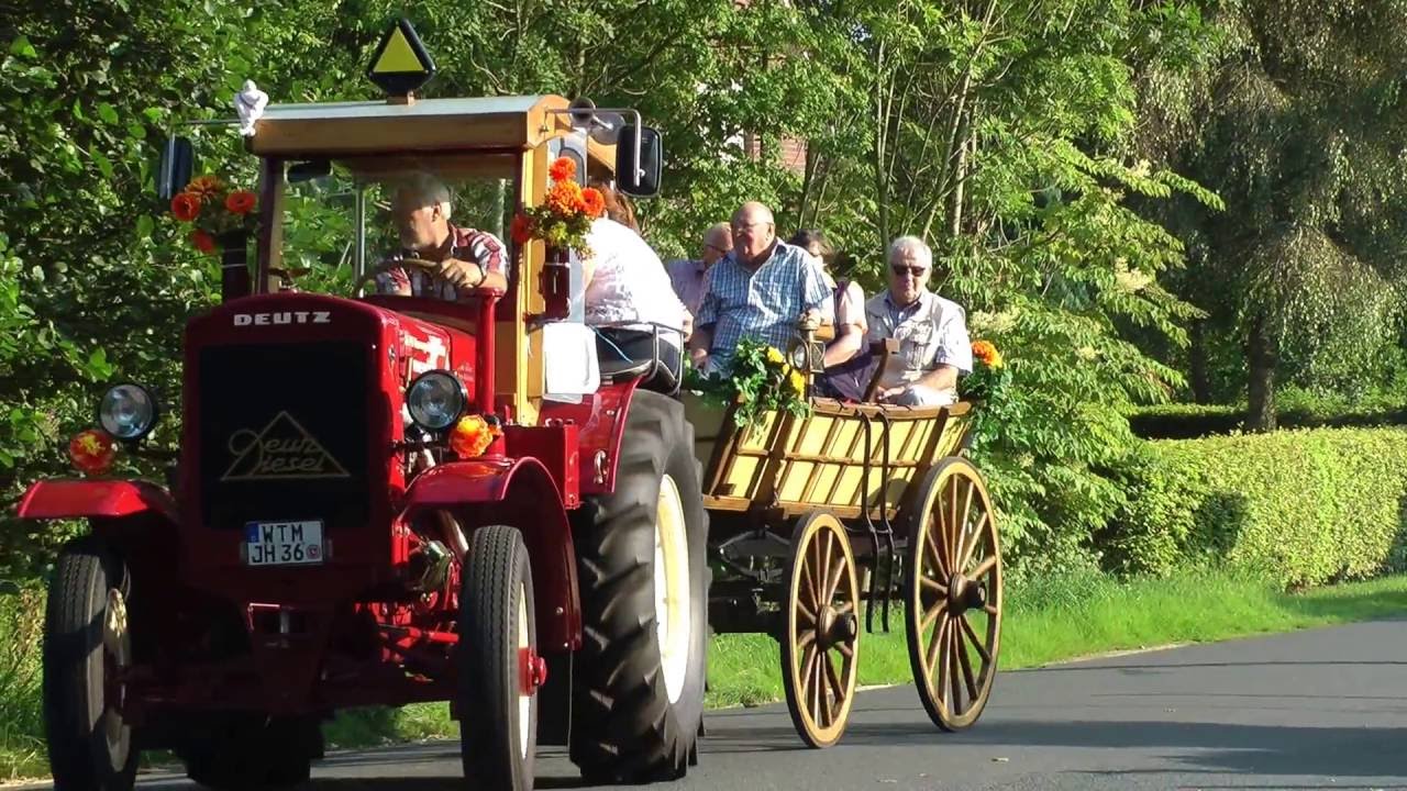 OCHTERSUM ERNTE-KORSO,Traktor Umzug,2016