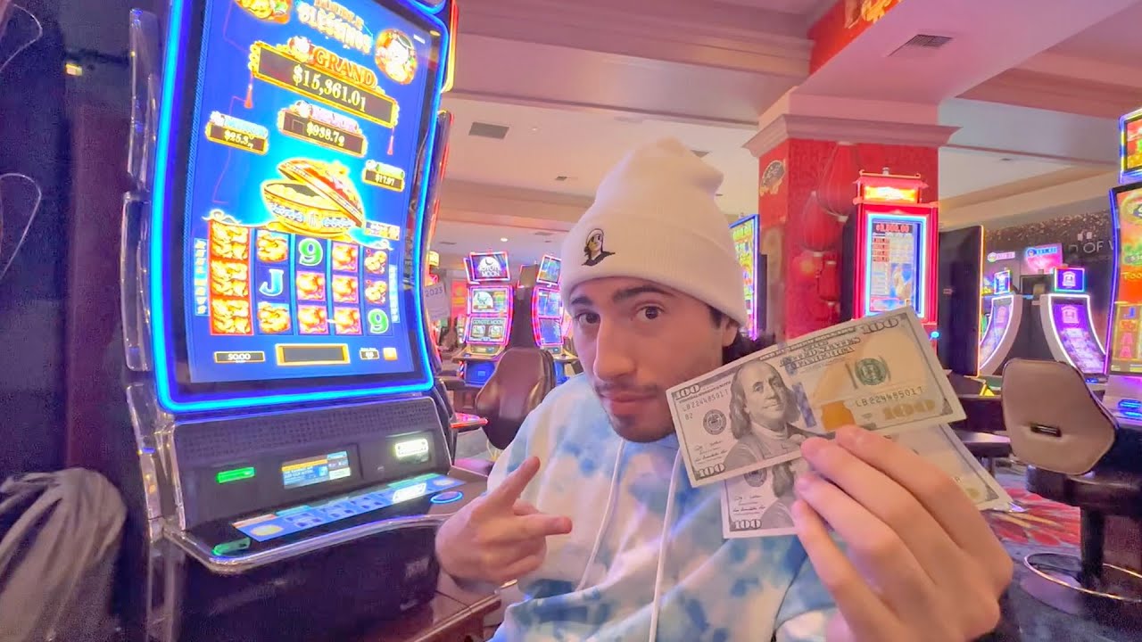 Я ВЫИГРАЛ ОГРОМНУЮ сумму в игровых автоматах Rampart Las Vegas 💰