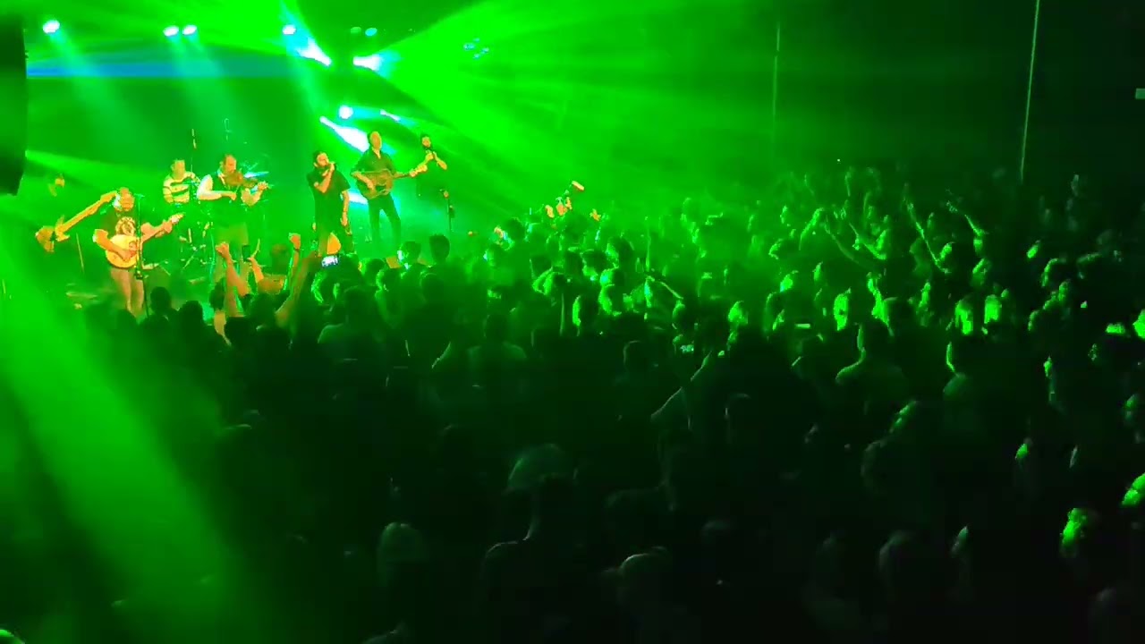 ORTHODOX CELTS - Green roses - St. Patrick's day 2025