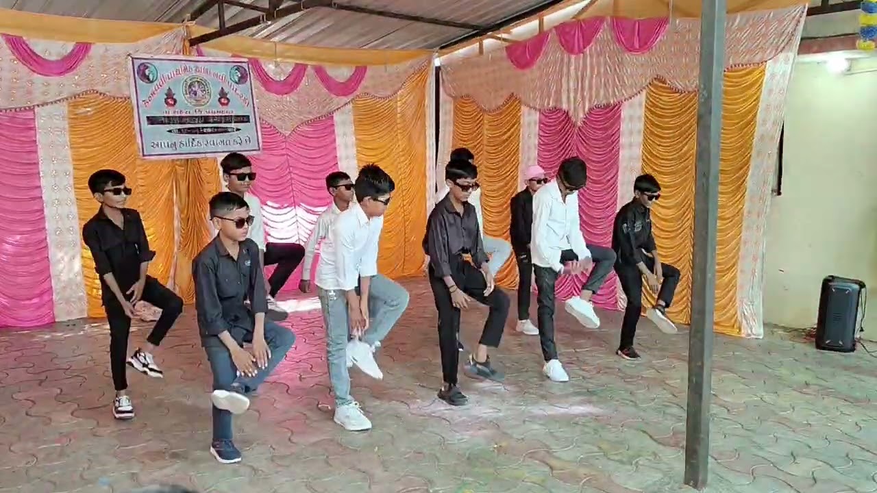 lazy dance // Navi Padaradi Primary School 