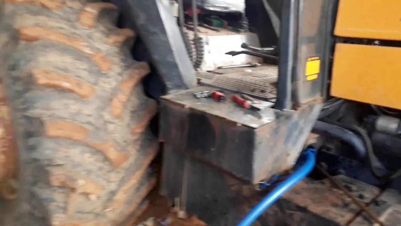Help Tank - Limpeza de tanque de trator Valtra/Valmet - Como fazemos?