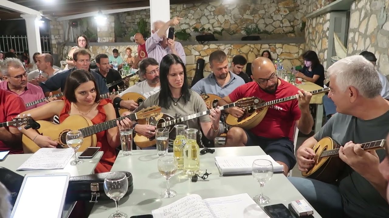 Ντουνιά ανακριτή-Ntounia anakriti