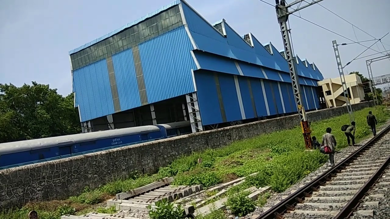 Entering Vijayawada from Bhimavaram line