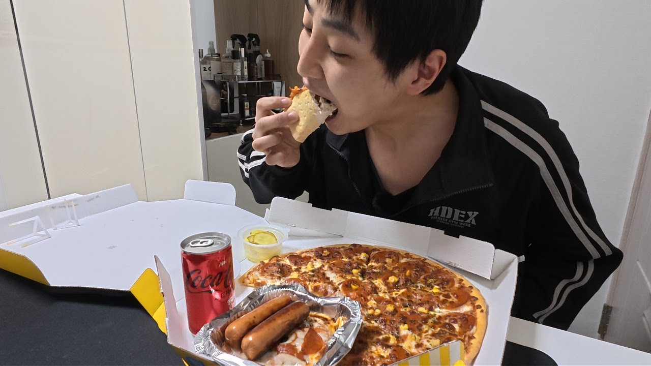 페퍼로니 피자 L + 치즈 오븐 스파게티(+ 후랑크 소세지)