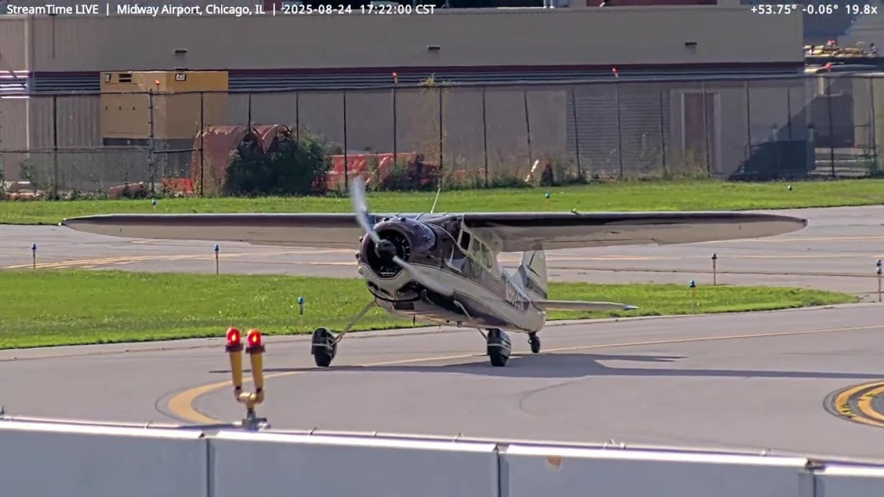 Cessna 195 departing Chicago Midway August 24, 2025