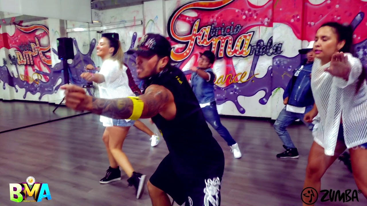 GUAYA - Wisin y Yandel/ JAMES DIAZ GO/ ZUMBA FITNESS