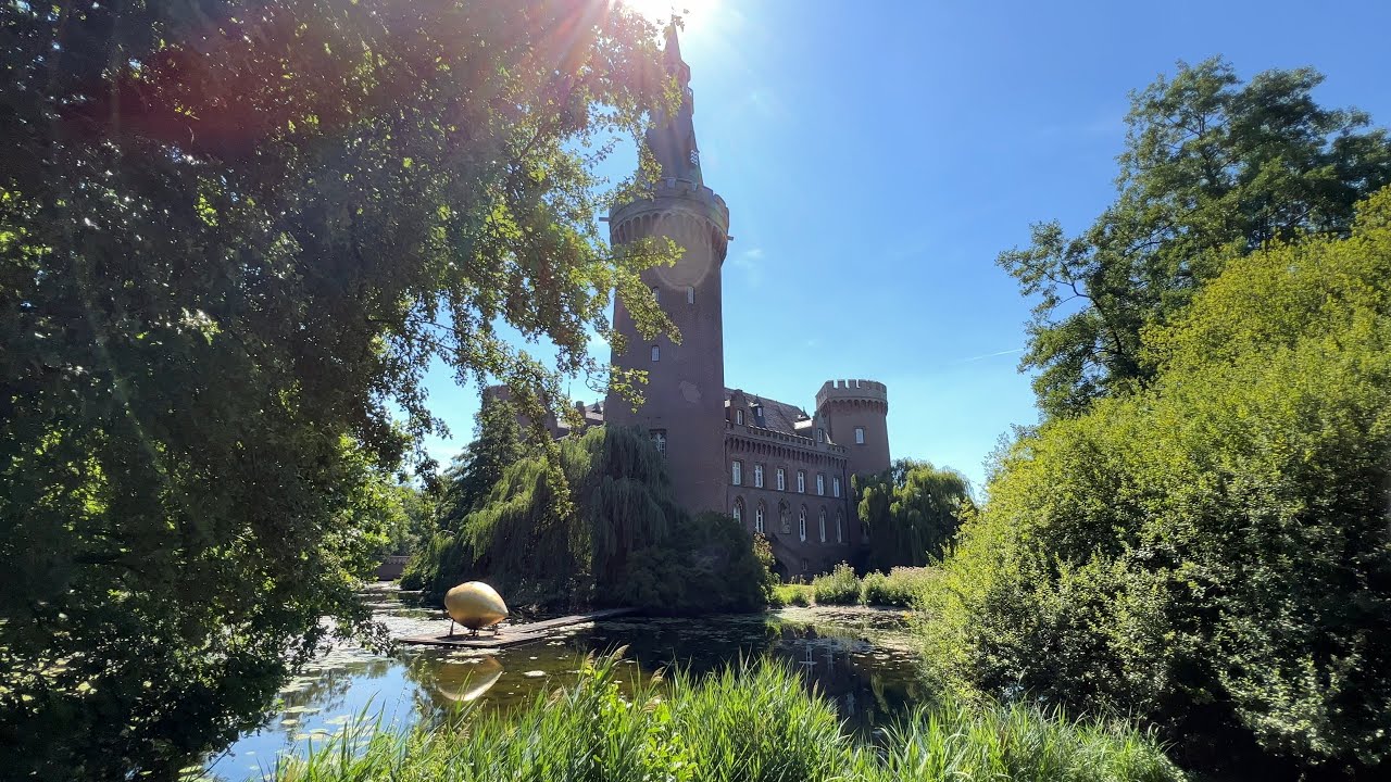Schloss Moyland / Kreis Kleve   4K Video