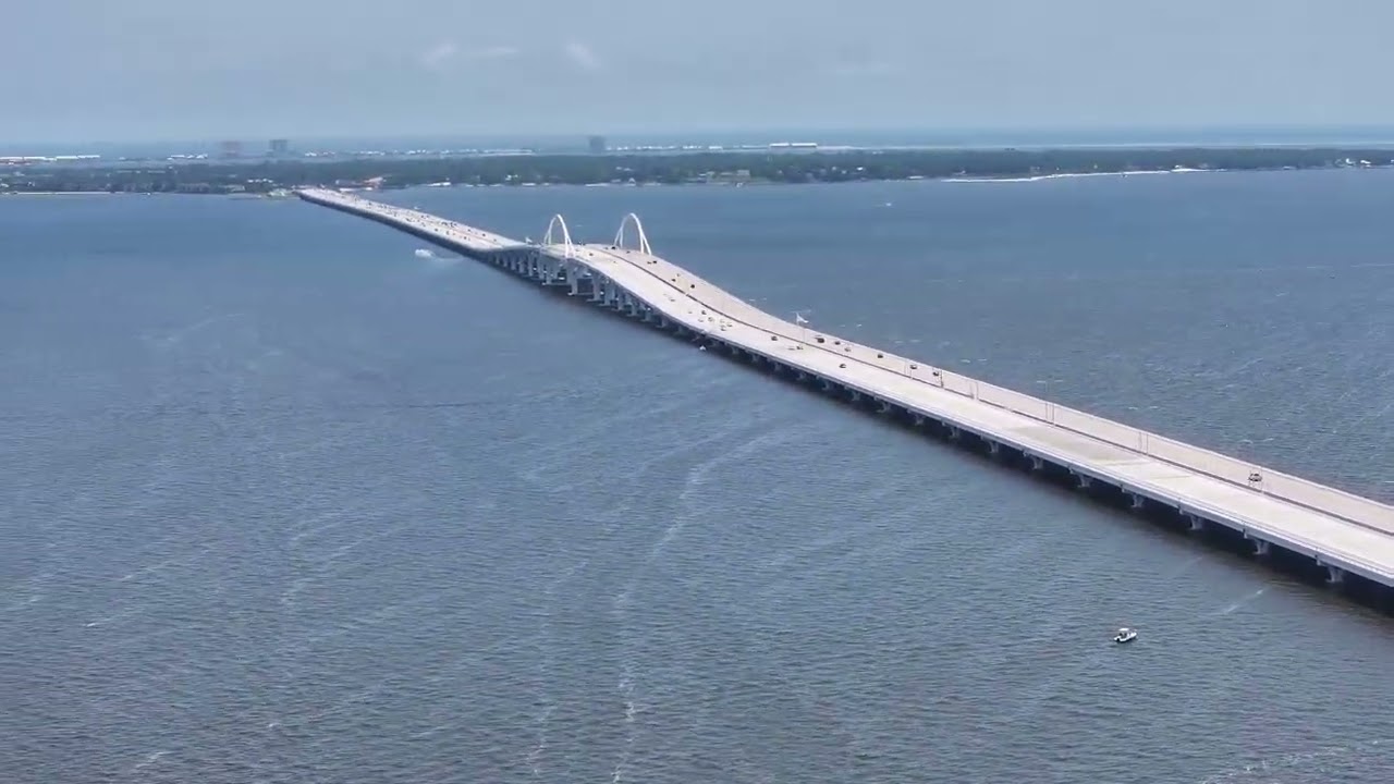 Three Mile Bridge a flight over Pensacola Bay