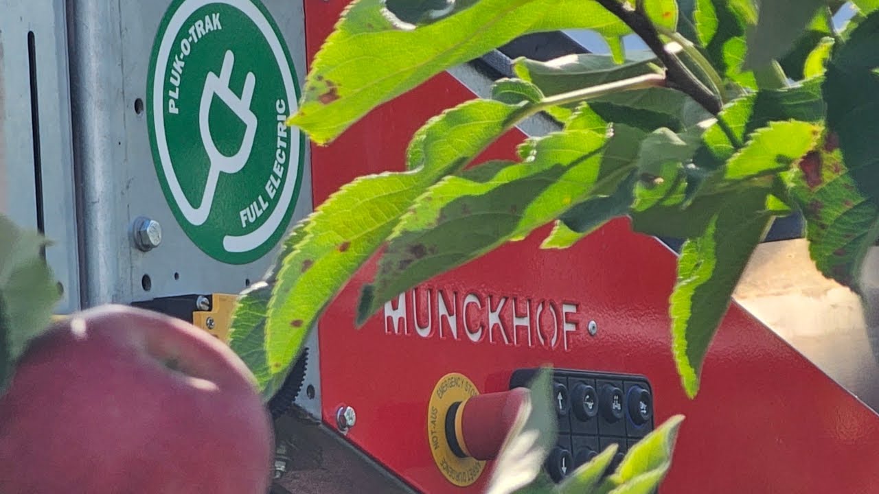 У нас есть полностью электрический Munckhof Pluk-o-trak