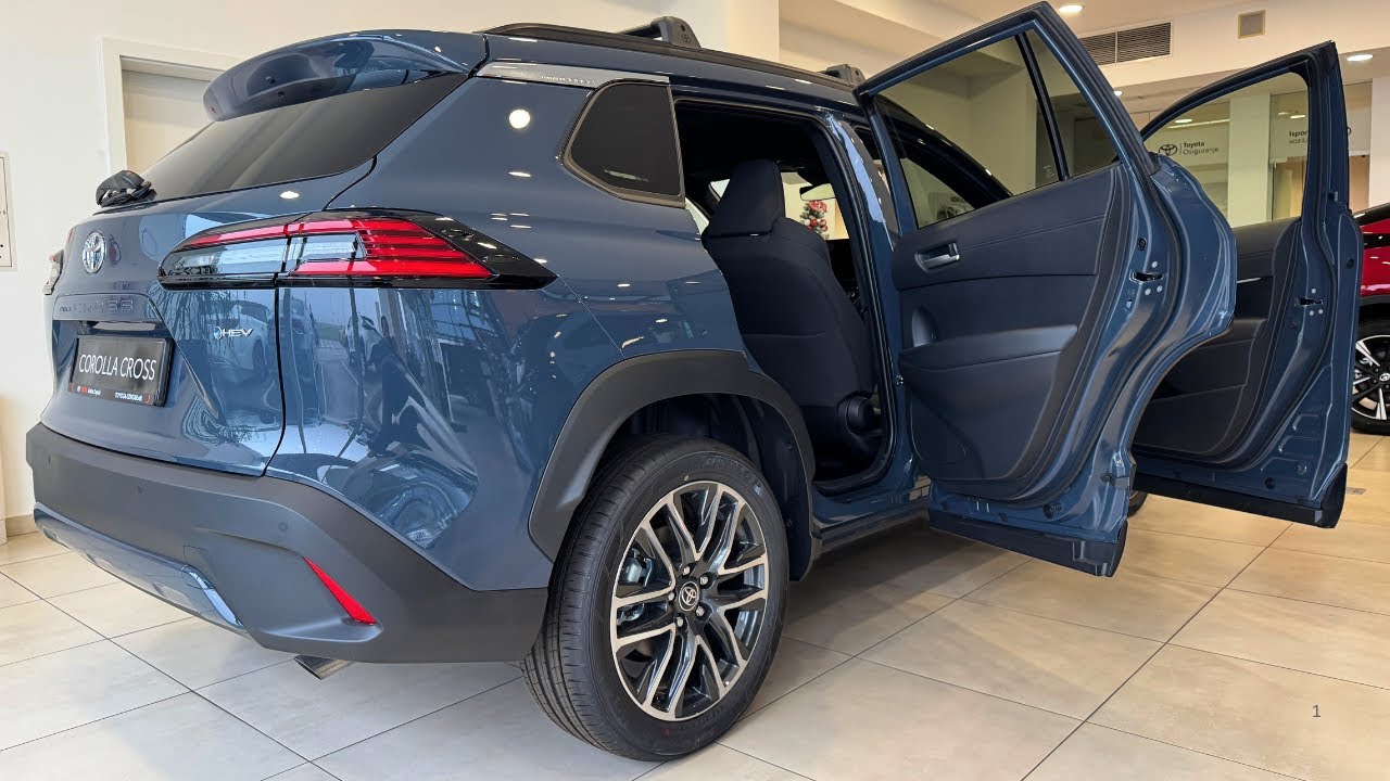 NEW 2026 Toyota Corolla Cross Hybrid - Interior and Exterior Details