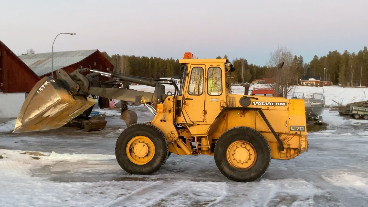 K&ouml;p Hjullastare Volvo BM 4300 p&aring; Klaravik