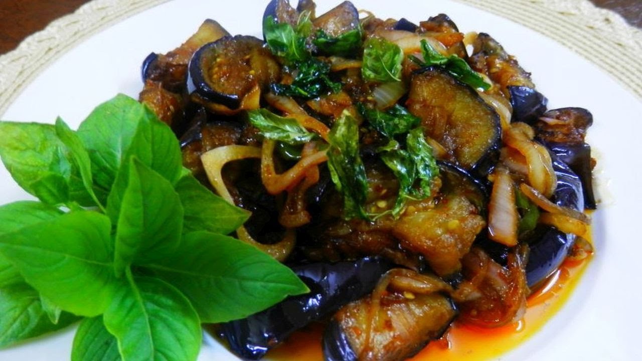 مسقعه باذنجان على الطريقة التايلندية  | spicy stir fried eggplant