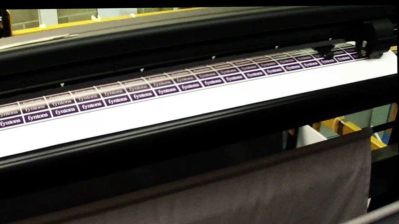 D160 Summa vinyl sticker cutting, Large format printing by RuttersUK