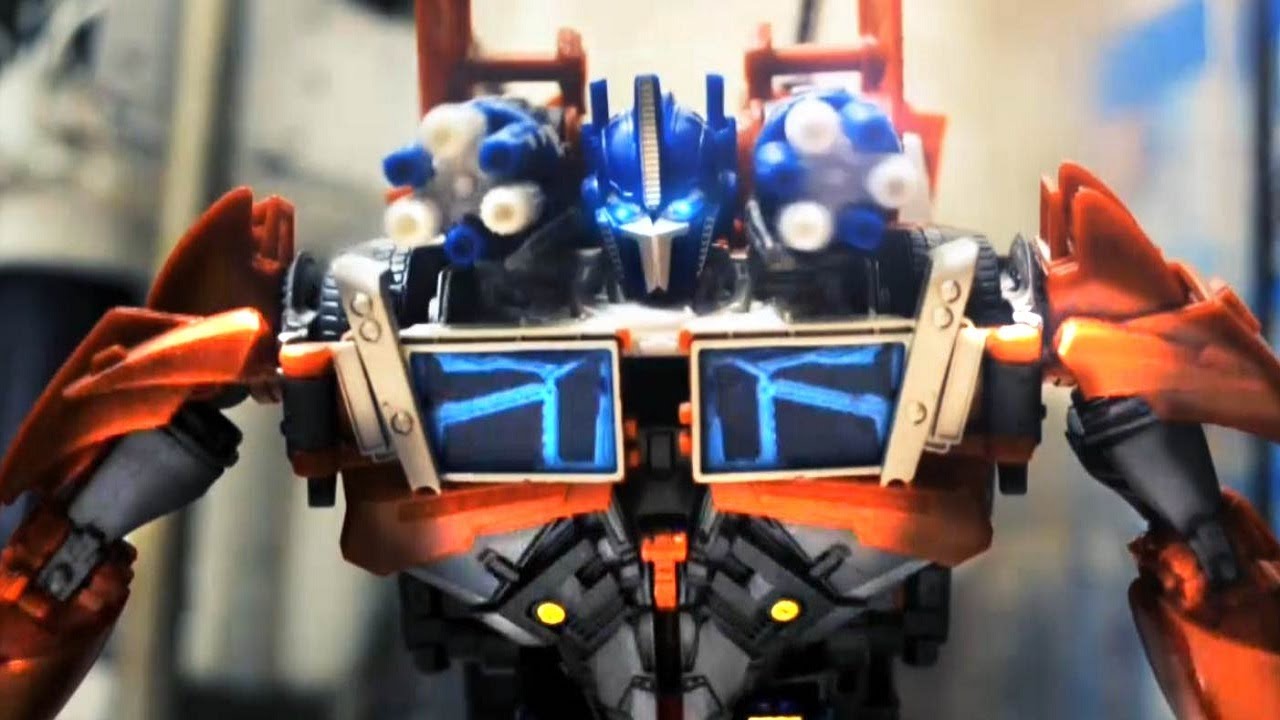 Transformers and Car racing stop motion