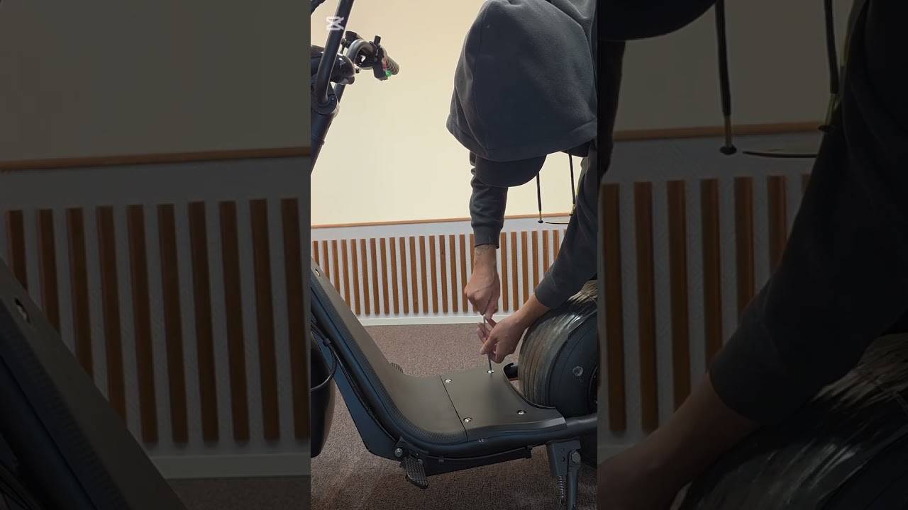 1000W Electric Scooter Assembly – Step by Step | Nais.fi