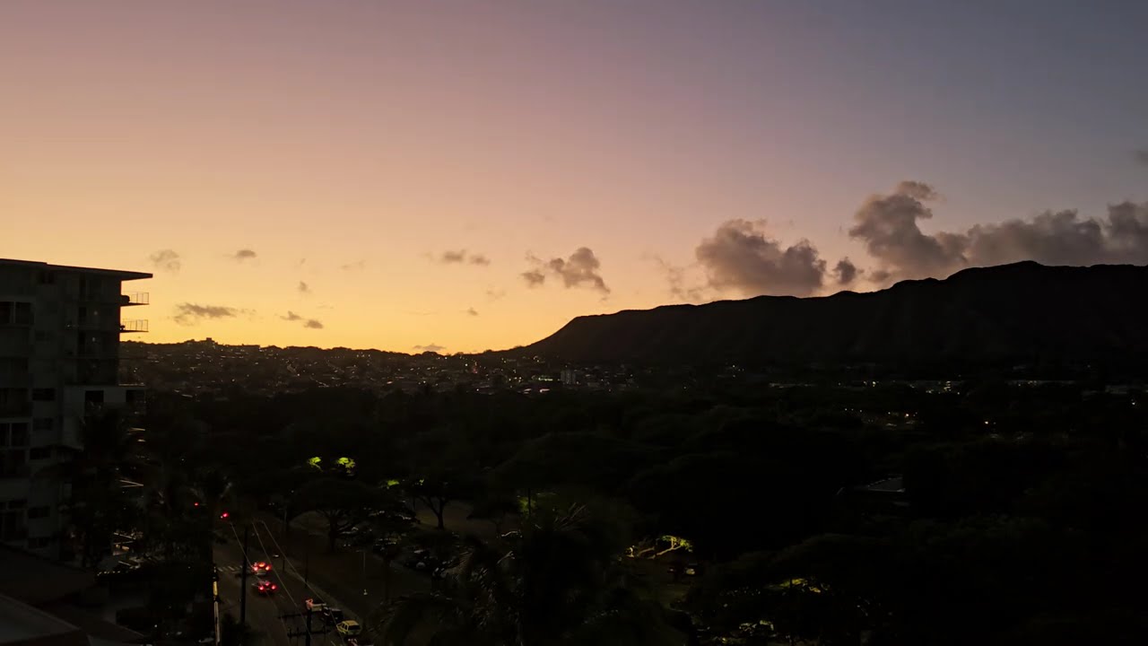 Sunrise, Waikiki Beach, Honolulu, Hawaii, USA