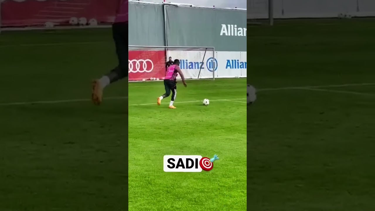 This curler from Sadio Mane in Bayern training 🔥 (via&nbsp;@FC Bayern) #shorts
