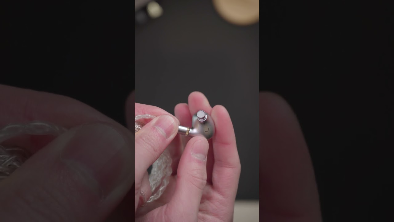 Audio 101: The Unpopular MMCX Connector