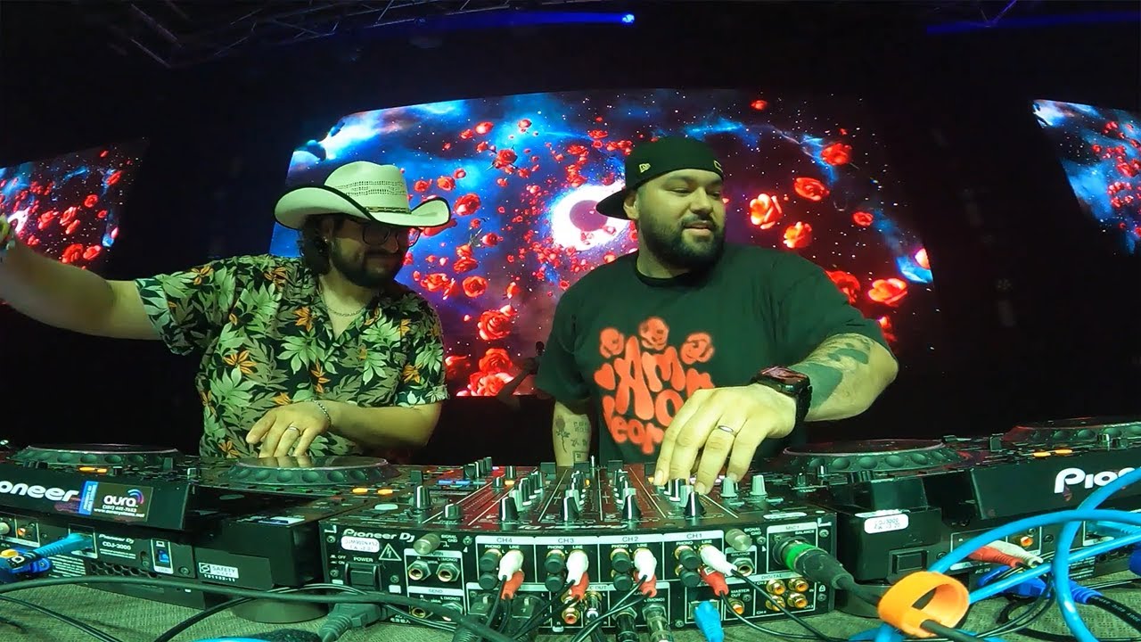 Dropping Latin EDM in Houston with mi compa Deorro | Tour Diaries with RayBurger