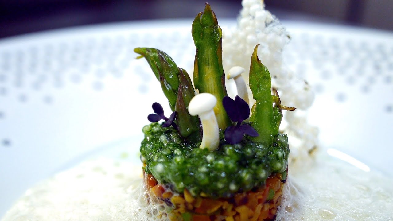Chefkoch Vincent Kochshow #178 First wild garlic presented by Spargel...