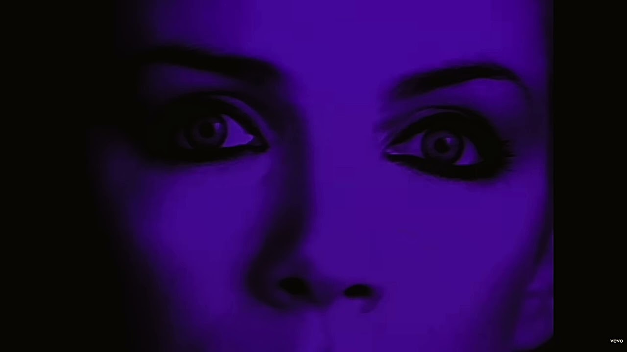Eurythmics- Sweet Dreams (Are Made of This) (INSTRUMENTAL REMAKE)