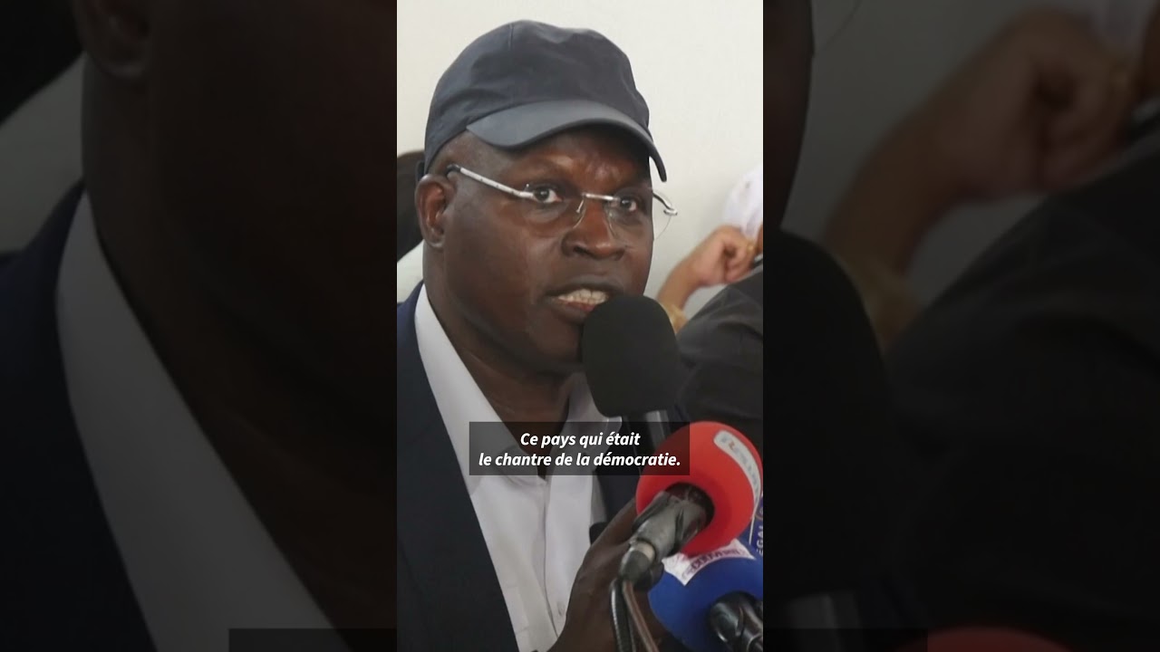 S&eacute;n&eacute;gal: climat explosif apr&egrave;s le report de l'&eacute;lection pr&eacute;sidentielle