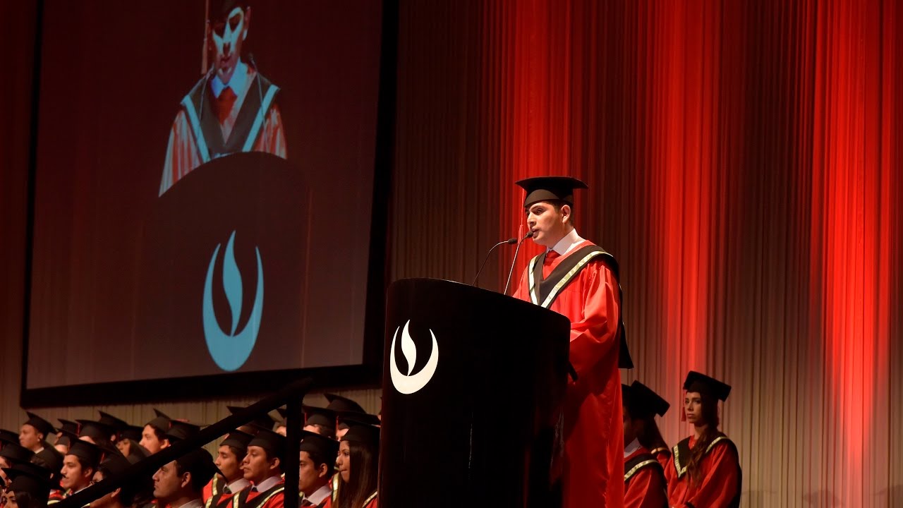 Discurso de Graduación UPC - Renzo Delgado Paz [HD]
