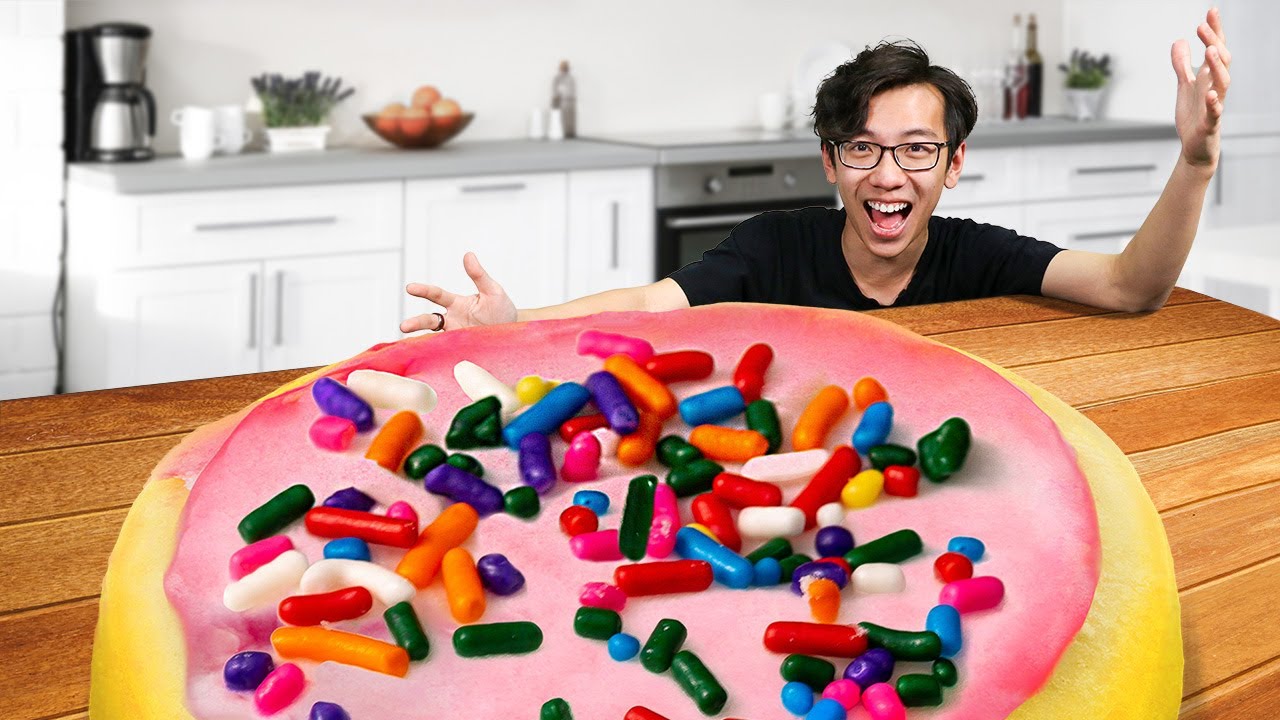 I Made The World's Largest Cookie!