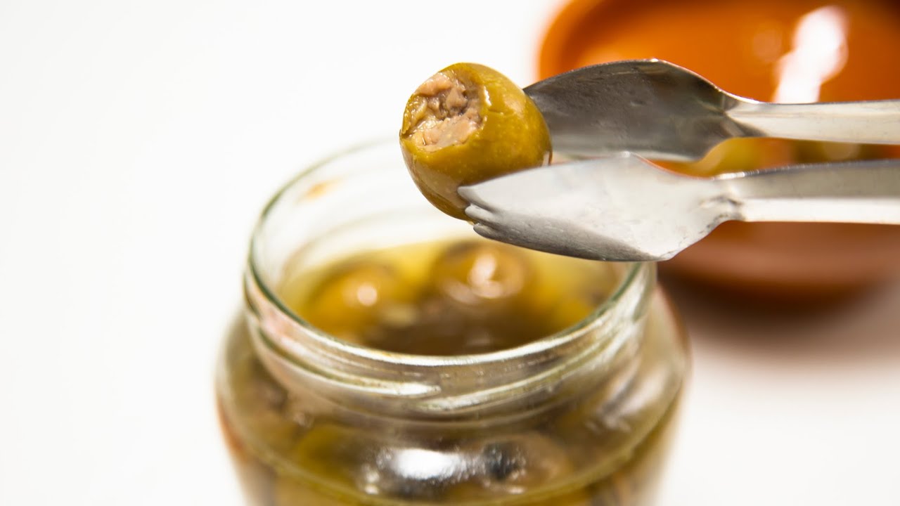 La MEJOR receta de ACEITUNAS RELLENAS DE ANCHOA