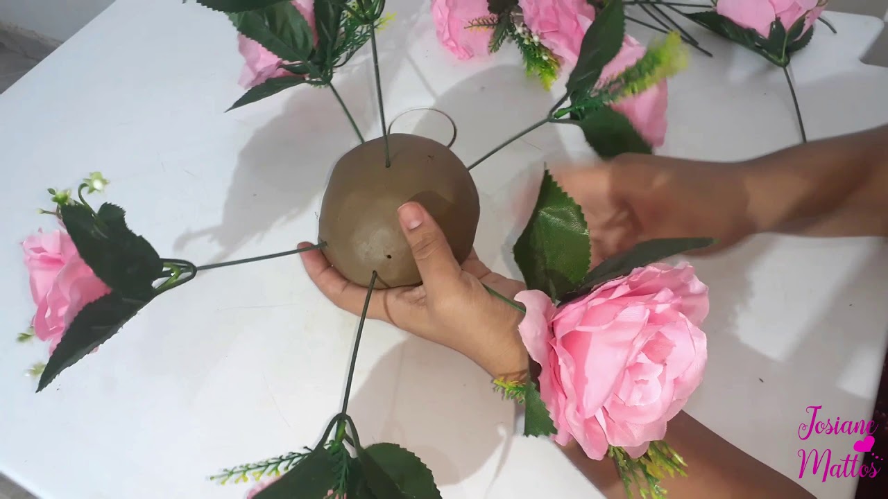 COMO FAZER ARRANJOS DE FLORES PARA DECORAÇÃO